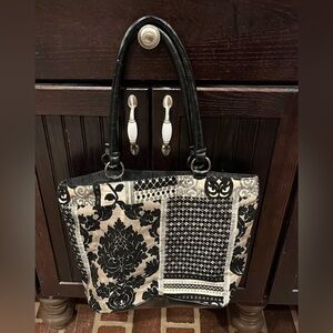NWOT Charming Charlie Black Handbag